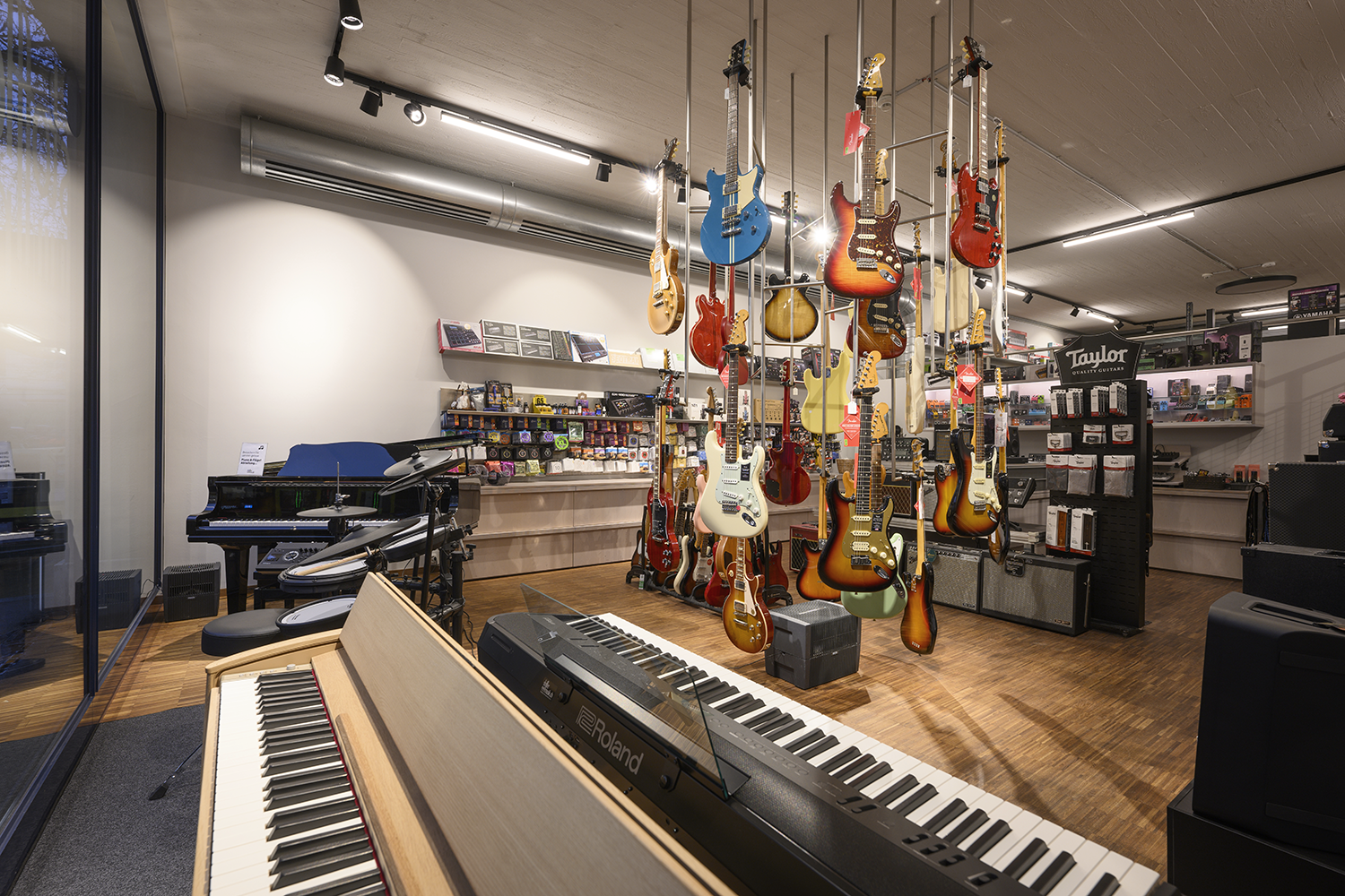 Stoffler Musik beim Theater Basel