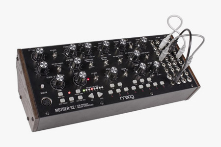 Moog Mother-32