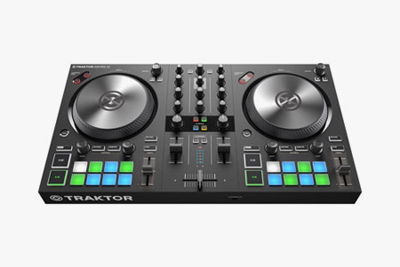 Native Instruments Traktor Kontrol S2