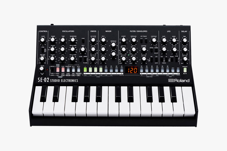 Roland SE-02