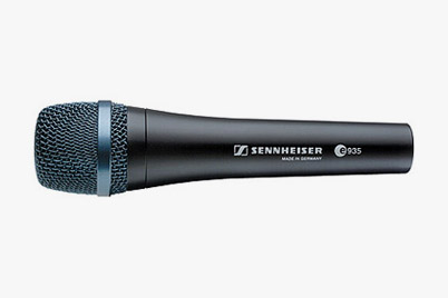 Sennheiser e935